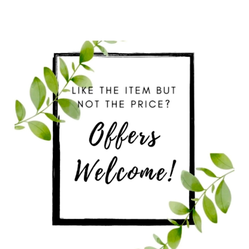 Like an item? Not the price; send an offer! 🖤